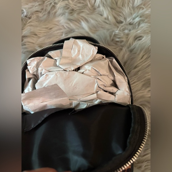 New with tags Faux leather and suede leopard print mini backpack - Picture 5 of 7